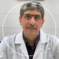 دکتر نادر صاکی
